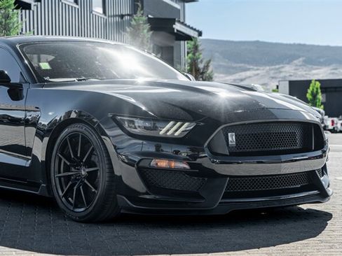 Used 2016 Ford Mustang Shelby GT350 RWD image 9