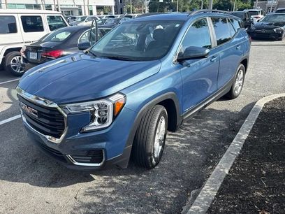Used 2024 GMC Terrain SLE w/ Driver Convenience Package