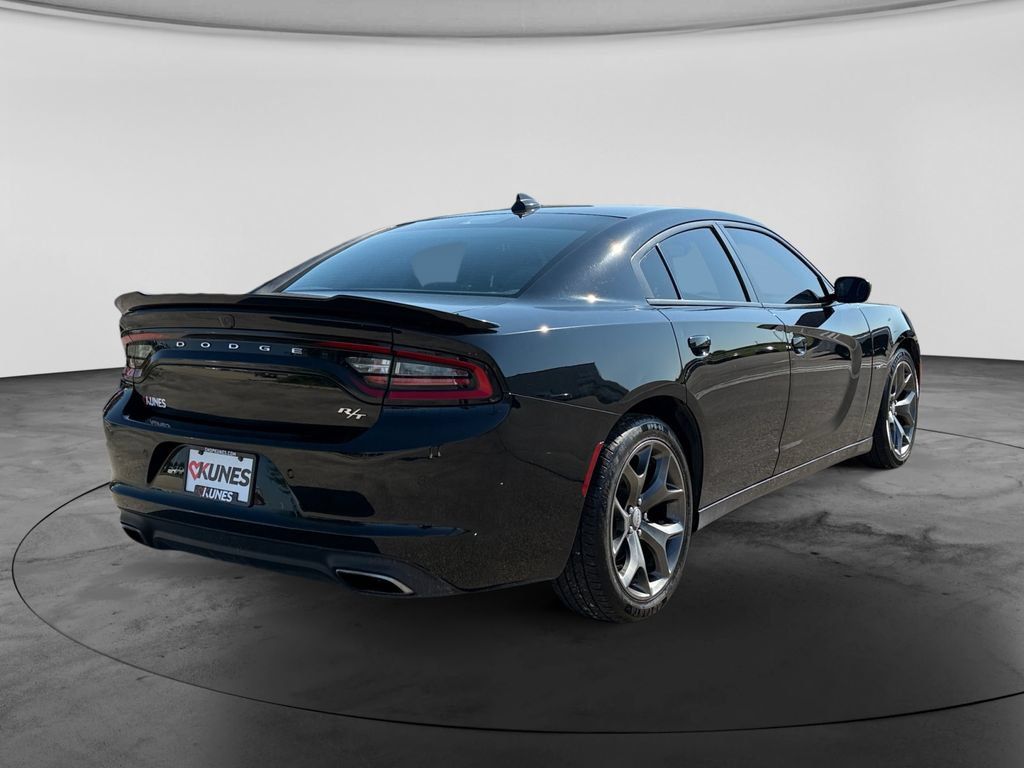 Used 2016 Dodge Charger R/T w/ Plus Group RWD image 8