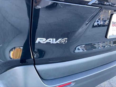 Used 2023 Toyota RAV4 XLE image 29