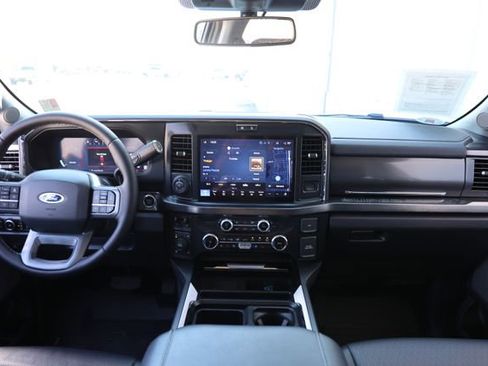 Used 2025 Ford F250 Lariat w/ Lariat Ultimate Package AWD/4WD image 12