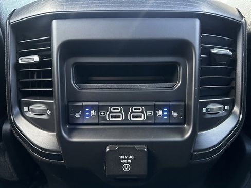 Used 2023 RAM 1500 Limited w/ Body Color Bumper Group image 25