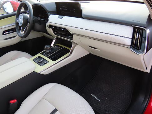 Certified 2025 MAZDA CX-90 3.3 Turbo S w/ Premium Plus image 10