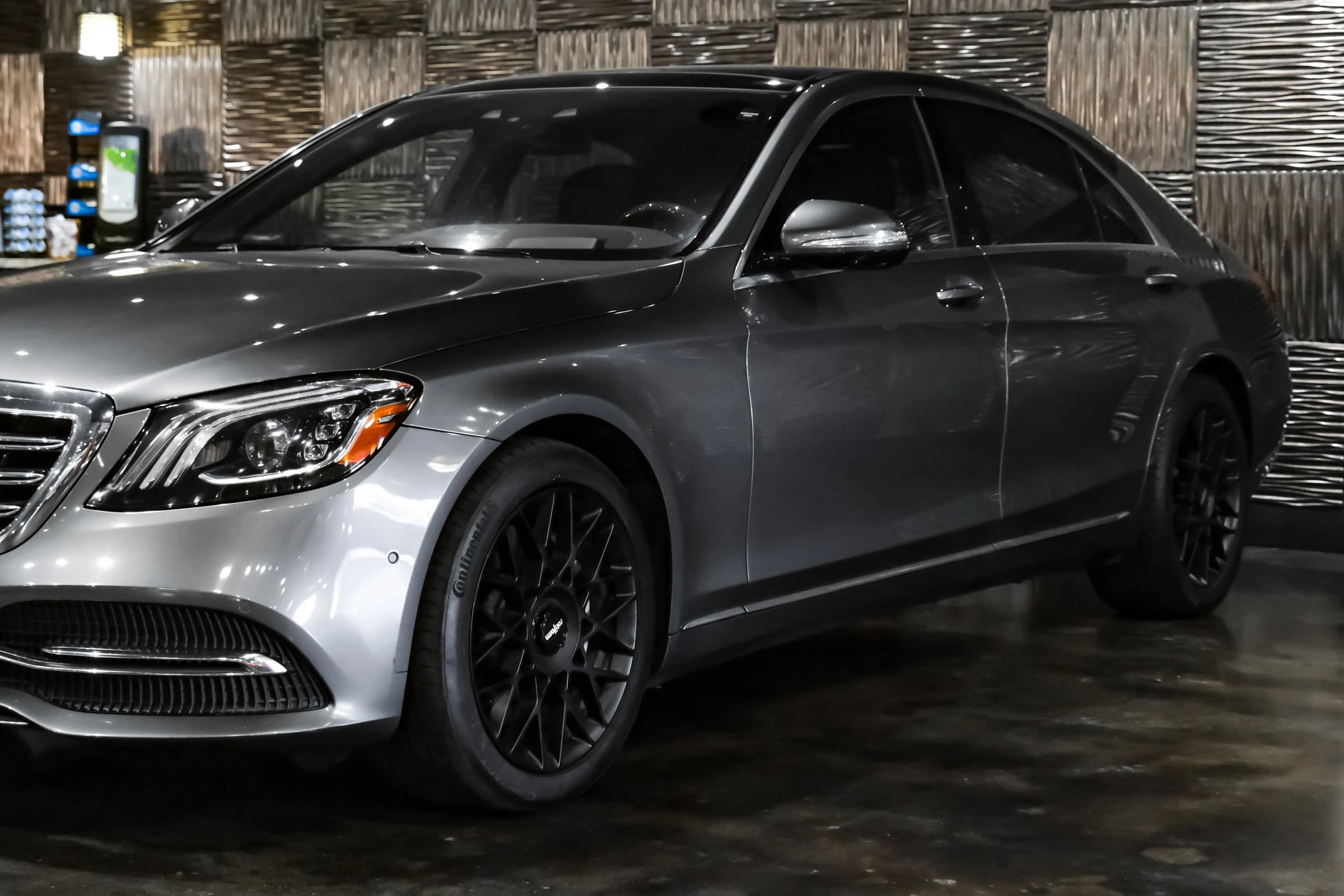 Used 2018 Mercedes-Benz S 560 4MATIC Sedan image 9