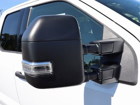 New 2025 Ford F350 XLT w/ FX4 Off-Road Package image 18