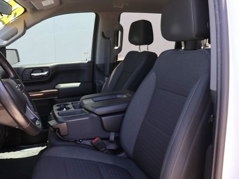 Used 2022 Chevrolet Silverado 1500 LT Trail Boss AWD/4WD image 9