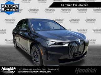 Used 2023 BMW iX xDrive50 w/ Premium Package AWD/4WD video 1