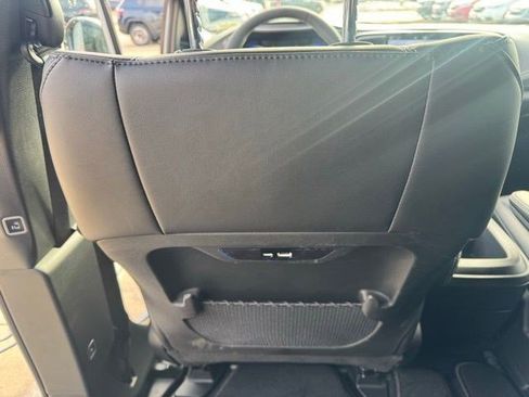 New 2026 Chrysler Pacifica Select image 33