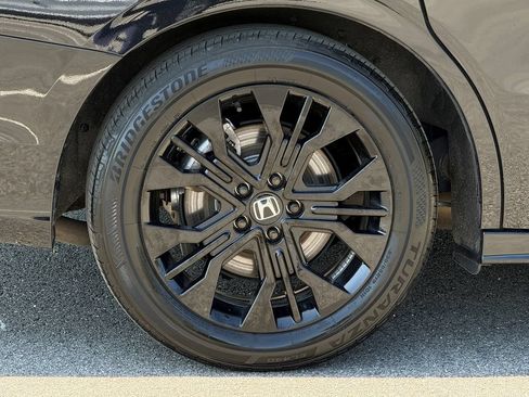 Used 2025 Honda Odyssey Sport-L image 7