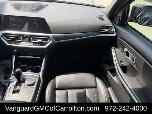 Used 2022 BMW 330i Sedan w/ Premium Package 2 RWD image 23