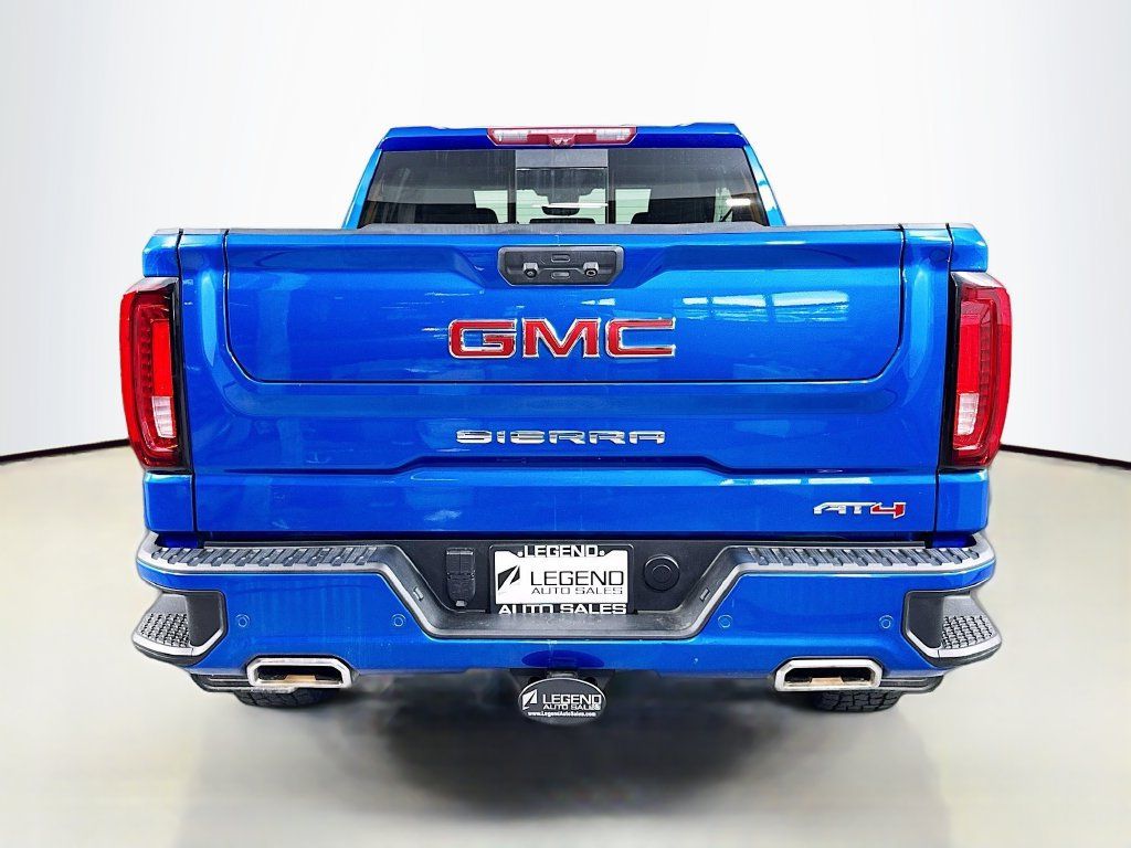 Used 2022 GMC Sierra 1500 AT4 w/ Technology Package AWD/4WD image 7