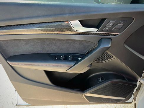 Used 2019 Audi SQ5 Premium Plus w/ Premium Plus Package image 42