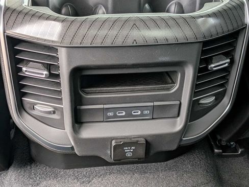New 2026 RAM 1500 Big Horn AWD/4WD image 15