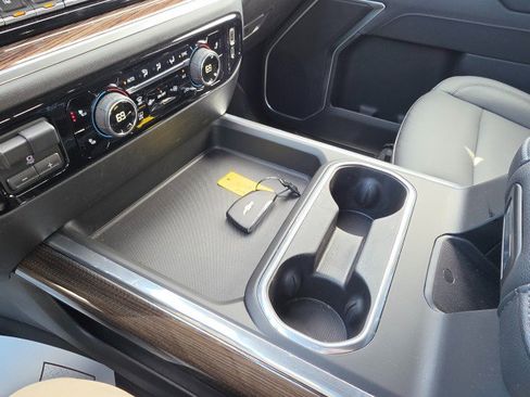 Used 2025 Chevrolet Silverado 2500 LT w/ Trail Boss Package image 43