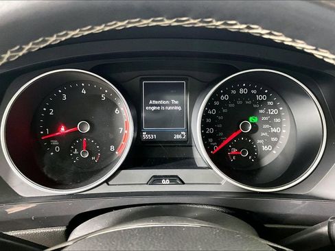 Used 2021 Volkswagen Tiguan SE FWD image 16