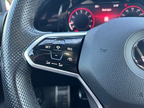Used 2022 Volkswagen GTI Autobahn FWD image 19