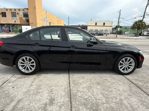 Used 2017 BMW 320i Sedan RWD image 14