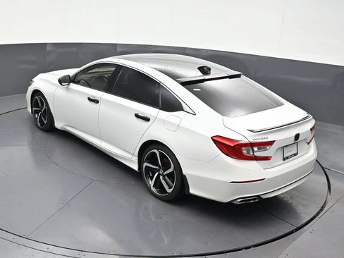 Used 2022 Honda Accord Sport image 16