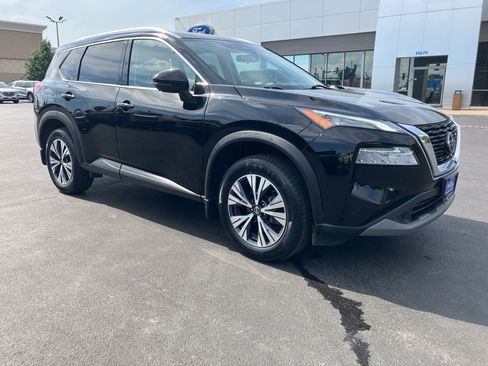 Used 2021 Nissan Rogue SV w/ Premium Package AWD/4WD image 8