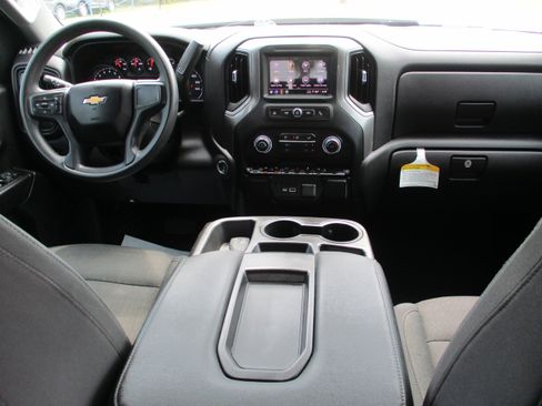 Used 2023 Chevrolet Silverado 1500 Custom image 21