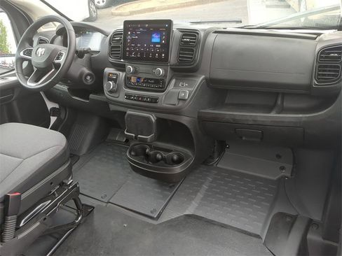 Used 2024 RAM ProMaster 3500 w/ Delivery Van Package image 26