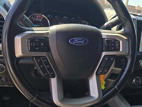 Used 2021 Ford F250 Lariat w/ Lariat Value Package AWD/4WD image 7