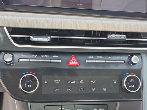 Certified 2025 Hyundai Sonata SEL image 25