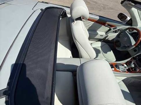 Used 2005 Mercedes-Benz SL 600 image 13