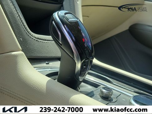 Used 2021 Cadillac XT6 Premium Luxury image 28