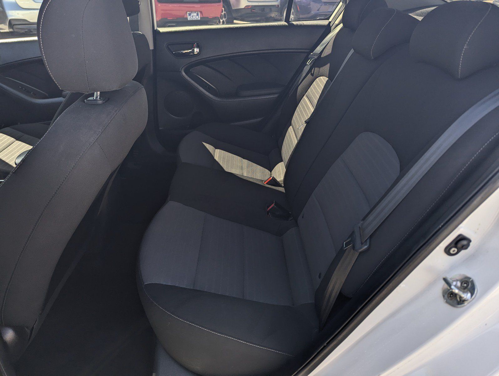 Used 2017 Kia Forte S FWD image 8
