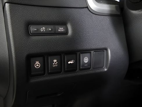 Used 2024 Nissan Murano SL FWD image 31