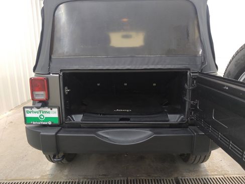 Used 2017 Jeep Wrangler Unlimited Sport w/ Quick Order Package 24S image 29