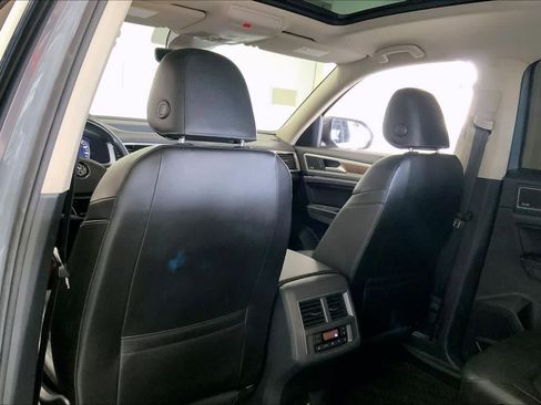 Used 2018 Volkswagen Atlas SEL Premium AWD/4WD image 10