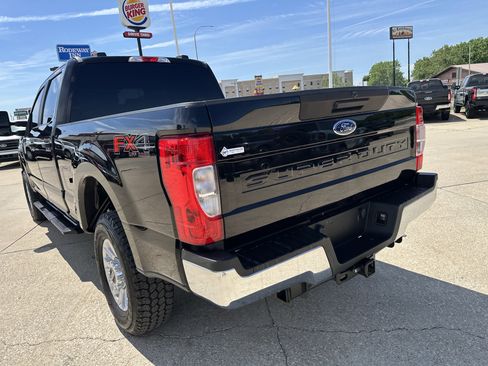 Used 2021 Ford F250 XL w/ STX Appearance Package AWD/4WD image 7