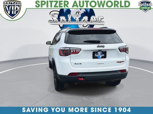 Used 2025 Jeep Compass Trailhawk AWD/4WD image 8