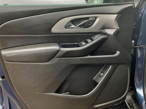 Certified 2022 Chevrolet Traverse LT image 21