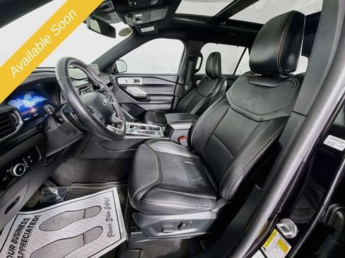 Used 2024 Ford Explorer ST w/ Technology Package AWD/4WD image 21