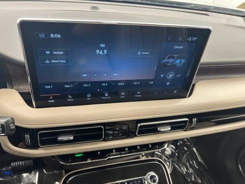 Certified 2022 Lincoln Nautilus Reserve AWD/4WD image 19