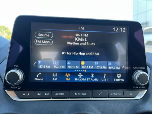 Used 2025 Nissan Sentra SV image 20