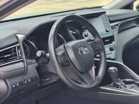 Used 2024 Toyota Camry SE FWD image 10