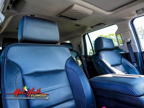 Used 2020 GMC Yukon Denali w/ Denali Premium Package image 15