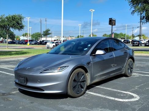 Used 2025 Tesla Model 3 Long Range RWD image 10