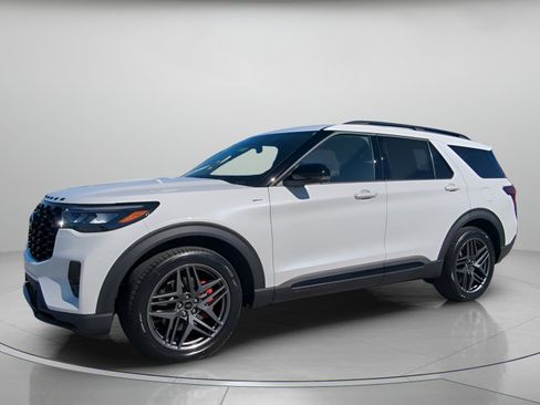 New 2026 Ford Explorer ST-Line w/ ST-Line Street Pack image 10