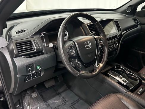 Used 2023 Honda Ridgeline Black Edition image 11