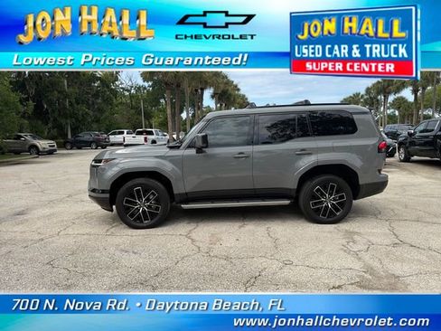 Used 2025 Lexus GX 550 w/ Accessory Package (Z1) AWD/4WD image 4