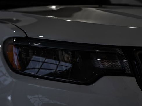 New 2026 Jeep Compass Limited image 12