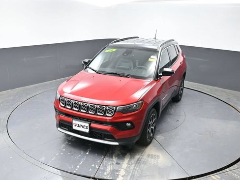 Used 2025 Jeep Compass Limited AWD/4WD image 46