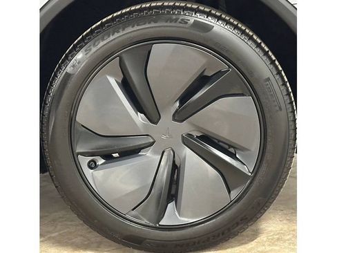 Used 2026 Tesla Model Y Long Range image 13