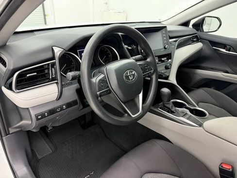 Used 2024 Toyota Camry LE image 8
