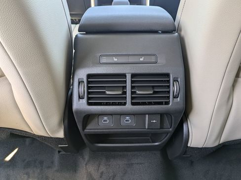 New 2025 Land Rover Discovery Sport S image 23